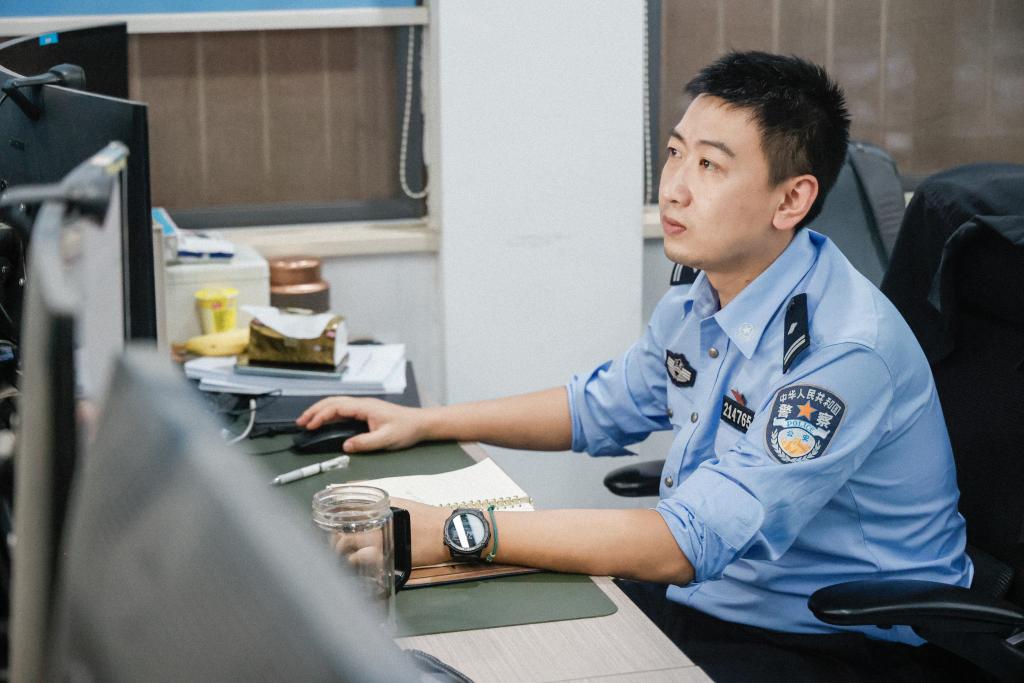 揭秘医院“黑客黄牛”抢号黑色产业链