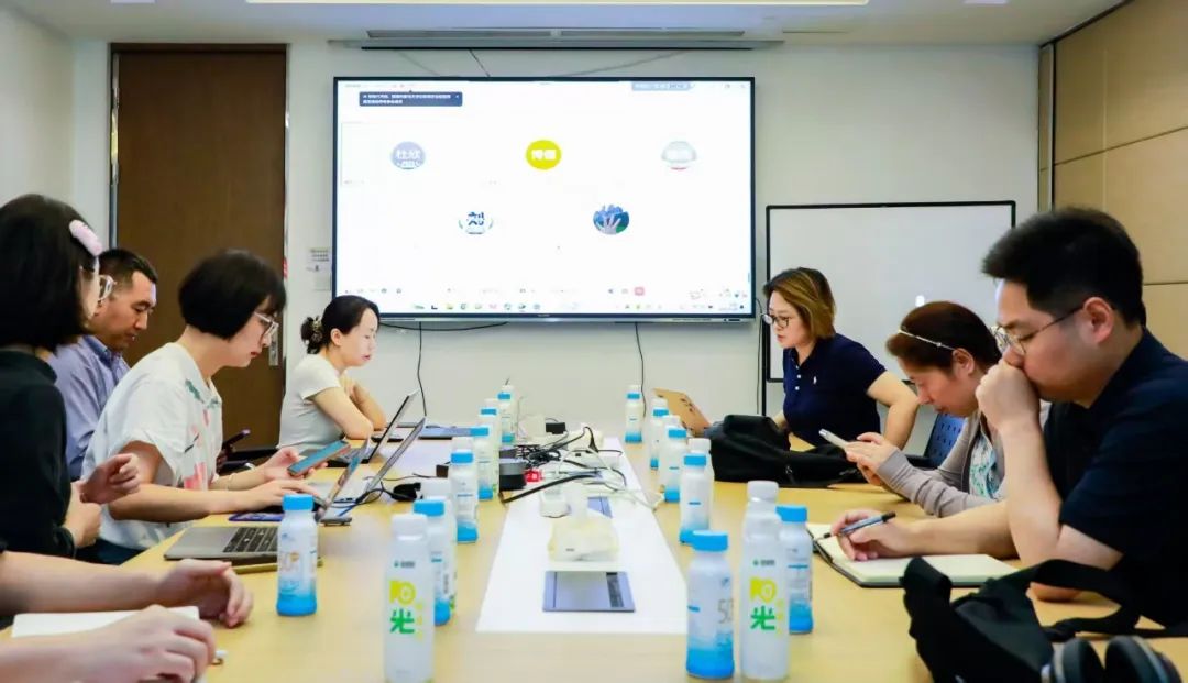 科技驱动全球布局！新希望海外饲料剑指400万吨新增量，锻造“第三增长极”