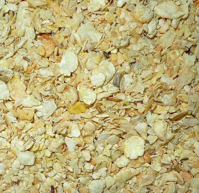 如何理解和进行豆粕相关的交易操作？豆粕交易操作有哪些注意事项？