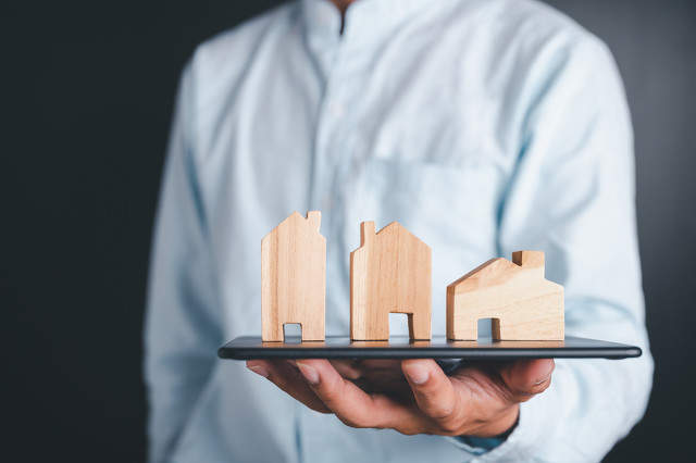 如何应对开发商施工异常情况？应对此类情况要注意什么？