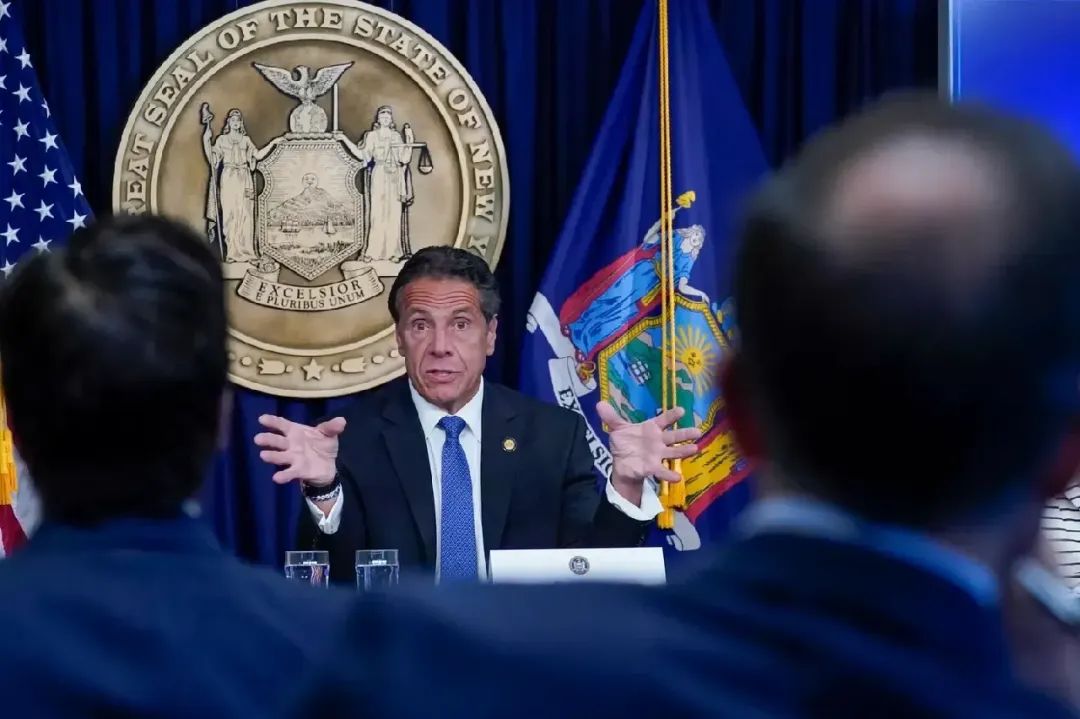 决心击败特朗普的纽约前州长,身家几何?