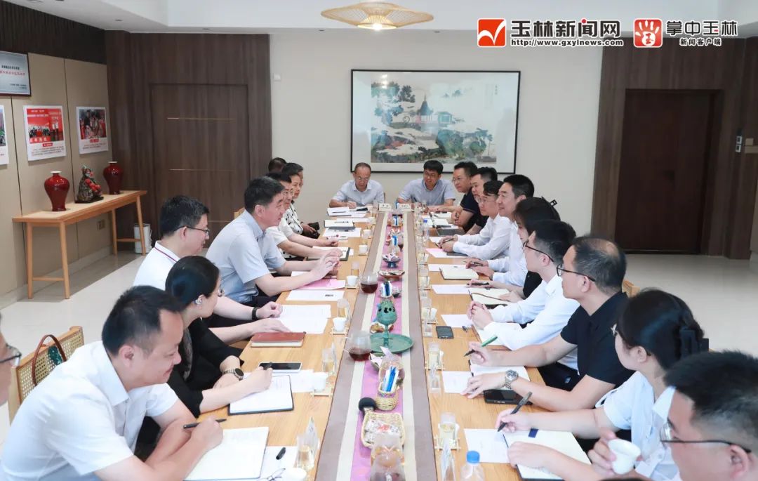 王琛见证市政府与科大讯飞签署战略合作框架协议