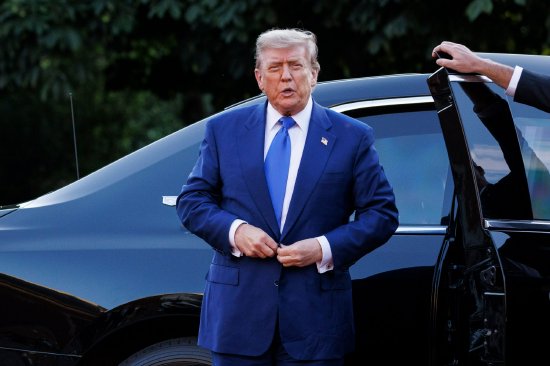 特朗普赞赏北约提高防务开支 但未明确提及关键的第五条