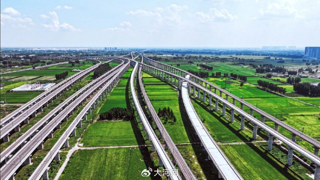 郑州航空港黄金轴线出炉