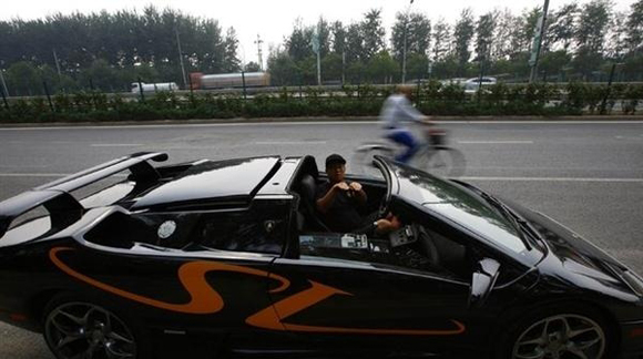 如何组装特定设备？组装步骤和技巧是什么？