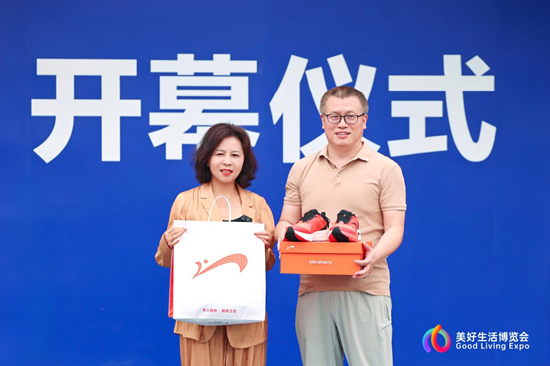 守窑火,酿时光,磨锋芒,播星光,这里有中国人的“美好生活”答卷