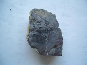 如何分析锌价变动？锌价变动对基金投资有什么影响？