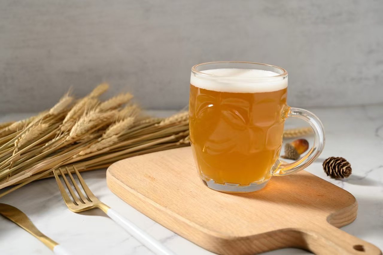 刚两度减持套现超2600万港元,华润啤酒20年老兵侯孝海官宣辞职,称“可能当老师”