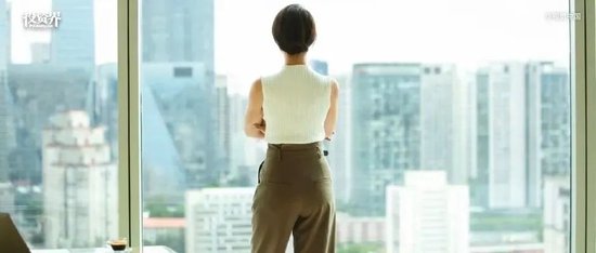 钟睒睒，投了山西女首富杨霞