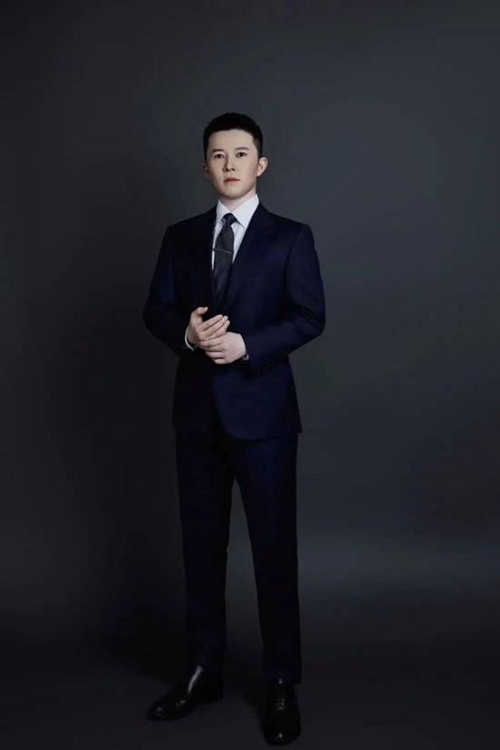 港股大涨！还能买吗？最新研判