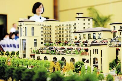 如何处理卖房与户口相关问题？处理时要遵循什么规则？