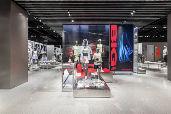 耐克，找回了“耐克”