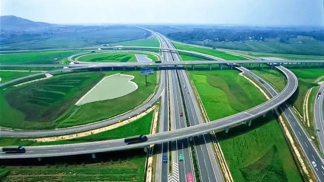 【特稿】中国能建:引领交通与能源深度融合发展