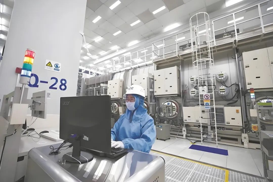 京东方扩建OLED!对iPhone 17 Pro志在必得