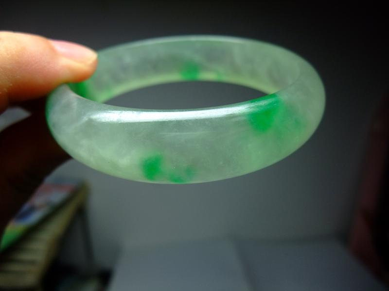 如何认识头股票的特点？头股票在市场中有何表现？