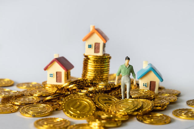 如何考量房地产项目的情况？考量时要关注什么？