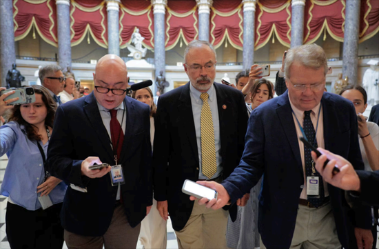 华府最核心:“大而美法案”的小故事