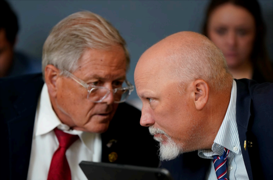 华府最核心:“大而美法案”的小故事