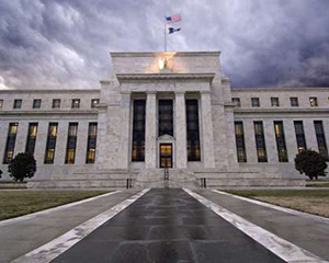 什么是董事会决议的内容与流程？它对企业决策有何影响？