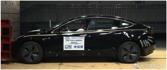 车尾撞凹如何吸出来？这种修复方式有哪些优势？