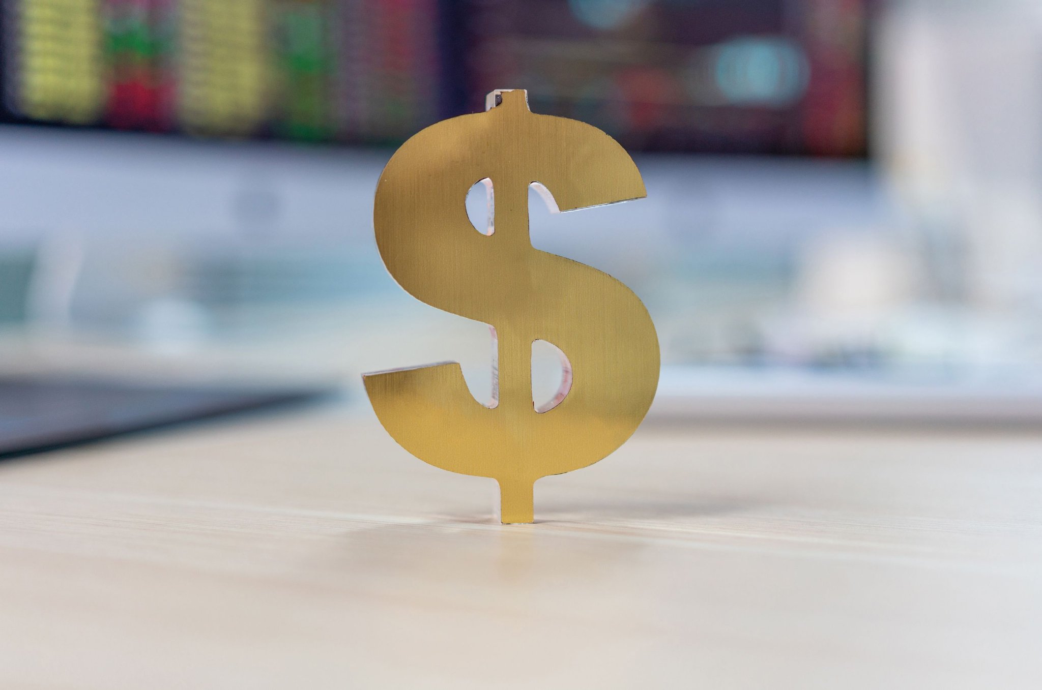 美元理财也“被套”？美元半年贬值逾10% 仍有投资者入场锁定超4%高息