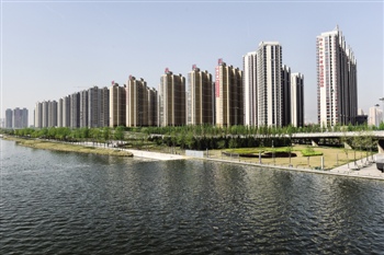 如何看待楼盘情况并衡量其特点？衡量楼盘特点有哪些重要依据？