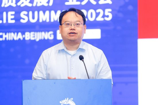 黄卓谈出海机遇：中国短剧在好莱坞很火，《霸道总裁爱上清洁工》这种主题美国观众也很喜欢