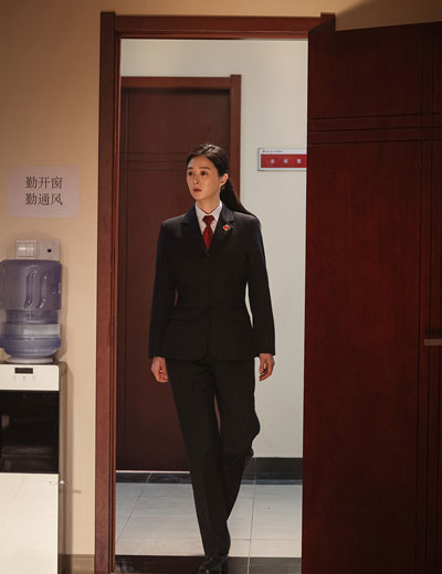 《以法之名》总制片人：刀刃向内，这可能是唯一一部检察侦查题材剧