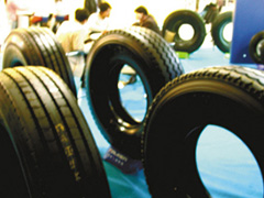 如何处理橡胶期货相关操作？操作过程中有哪些要点？