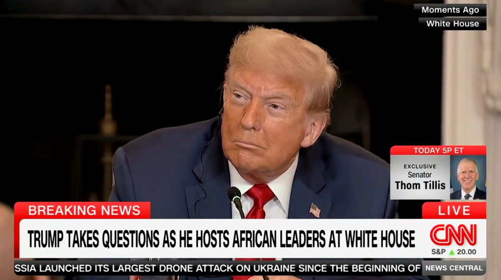 伊朗官员谈军事技术称“微型无人机可能在特朗普晒日光浴时发动袭击”，特朗普回应