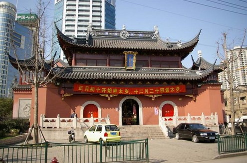 如何评价不同小区的居住舒适度？舒适度受哪些因素影响？