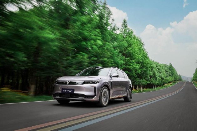 岚图FREE+售价公布：全系标配华为智能的SUV 售价21.99万起