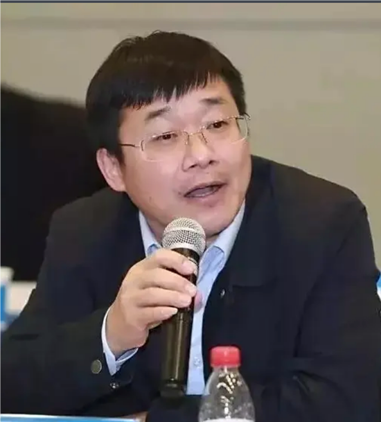 打资本老虎！三届发审委委员原国信证券付总裁、证监会原法律部副主任吴国舫被“双开”!