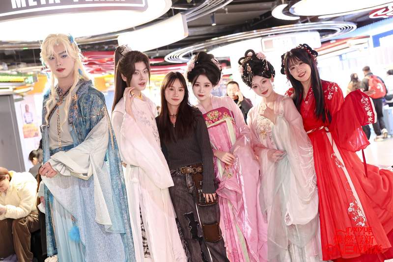 培育消费新引擎，北京提出规范发展“谷子经济”