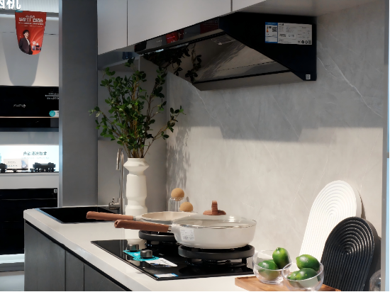 定位“时尚科学厨电”的华帝,如何打造“新一代门店”