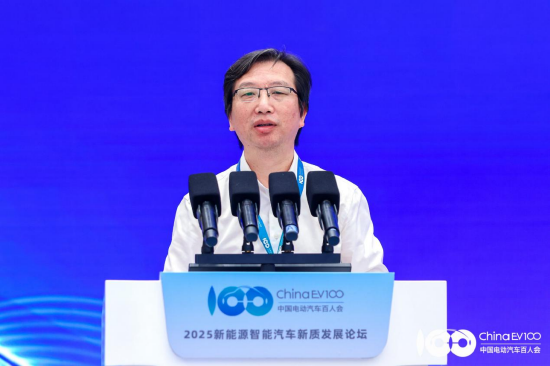 领充新能源周强：数智化和人工智能会为能源的应用和开发提供新的空间