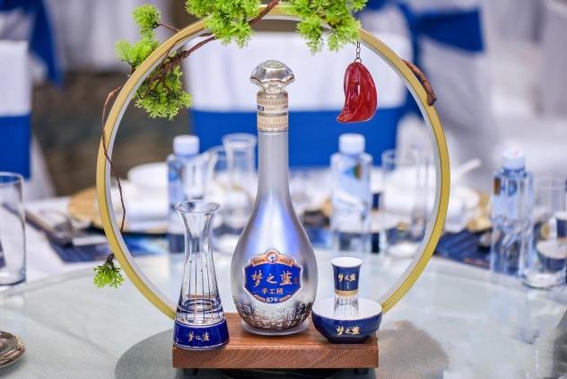 车牌蓝色掉漆该如何处理？处理方法会有什么影响？