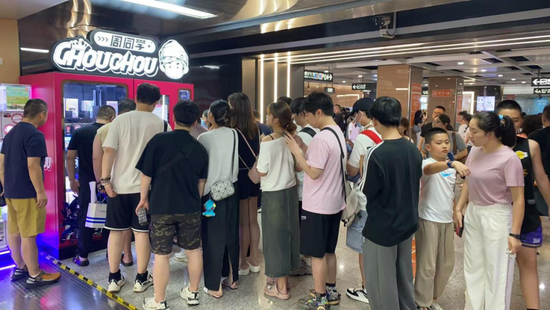 明星“接棒”Labubu们？周杰伦入驻抖音带飞巨星传奇，有望再造一个千亿神话？