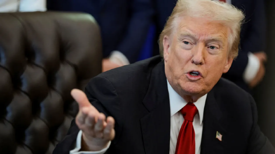 特朗普要求参议院共和党人将联邦医保资金“直接发放给民众”