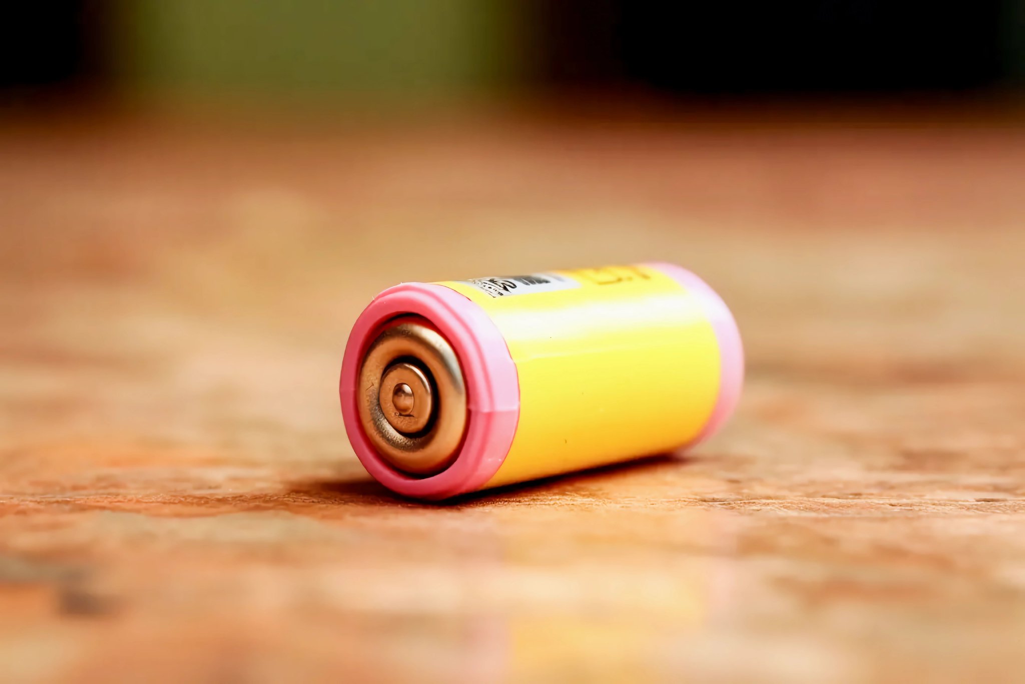 财说丨增收不增利困局难解，野马电池75倍市盈率下的贴牌之殇