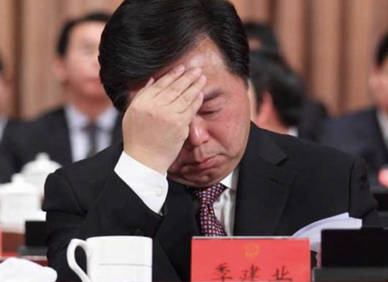 被带走的“江苏首富”