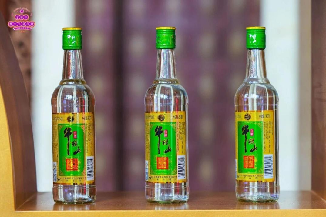 光瓶酒火了，牛栏山却卖不动了