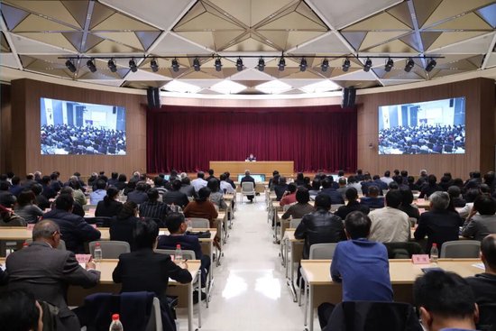 潘功胜：持续深化金融供给侧结构性改革 稳步推进金融高水平开放