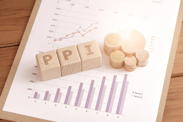 如何分析期货价格与现货价格的基差？