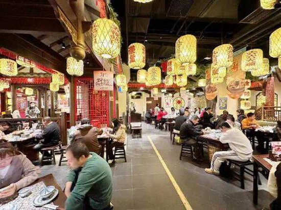 漫展×市集×艺术展 双十一远洋商业多元实践增添消费活力