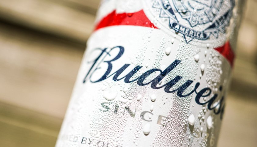 “啤酒之王”百威亚太:三重冰VS三把火,新帅面临破局大考