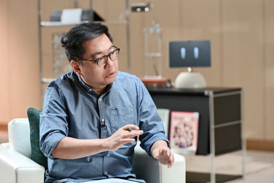 李彦宏:10年到15年之后,街上跑的大多数可能都是无人车