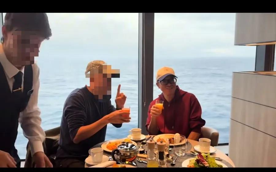 俞敏洪南极旅游发全员信引争议！员工称“只觉得讽刺”：老板在南极，员工在加班