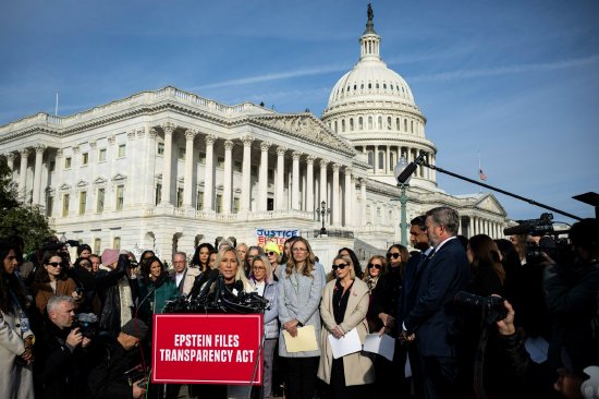 长期盟友抨击特朗普拒绝公开爱泼斯坦档案 称MAGA运动被撕裂