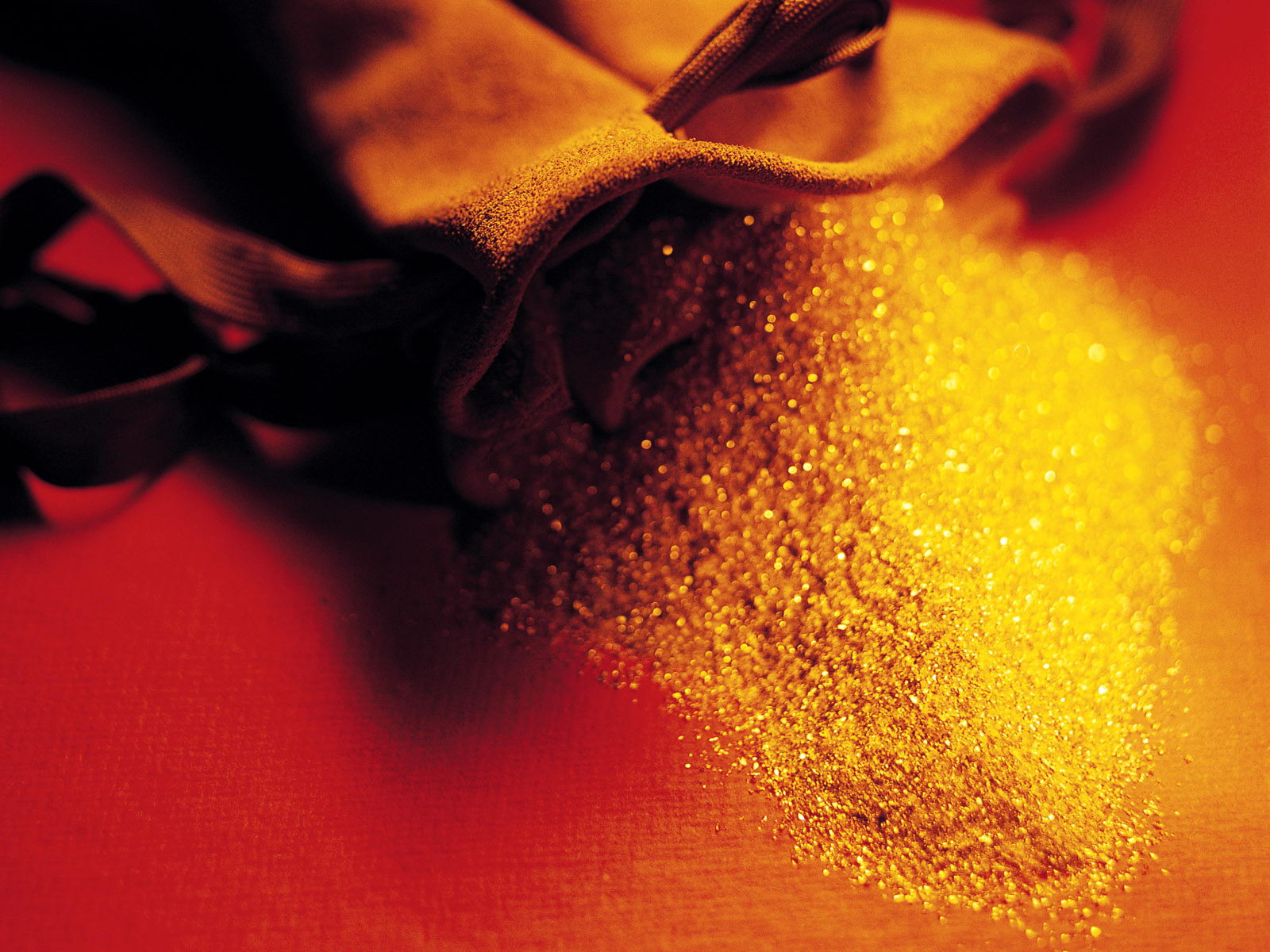 黄金投资中“分批建仓”间隔？